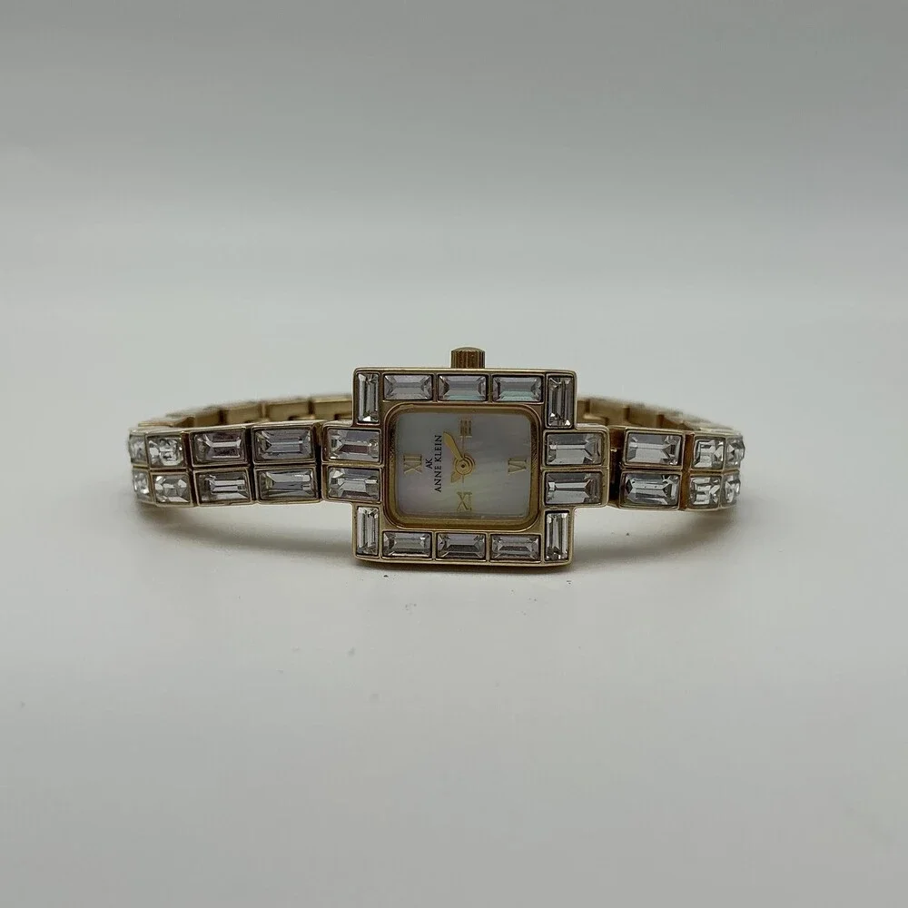 Anne Klein Y0577 Womens Watch Gold Tone Crystal Bracelet New Battery 6